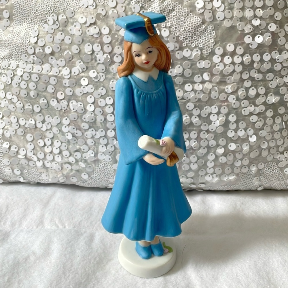 Vintage 1981 Enesco Graduate Figurine
